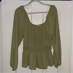 Nine West long sleeve shirt size small